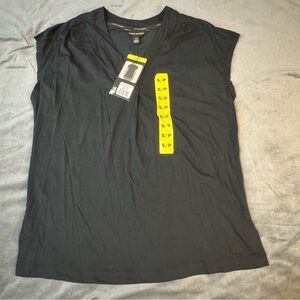 Banana Republic Black Short Sleeve Tee

#1106